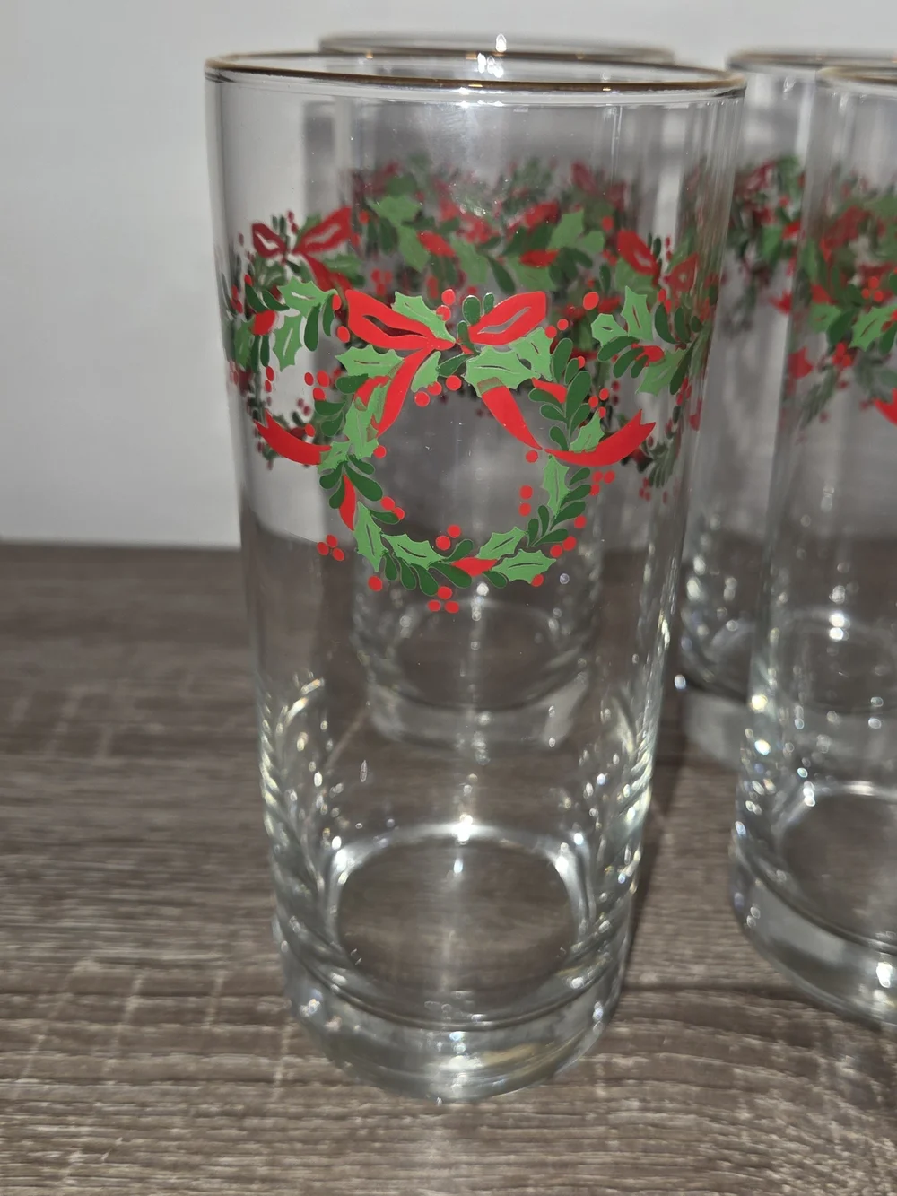 Set of 4 Vintage Libbey Irish Christmas Holly Wreath Ribbon Glasses Gold Trim SE